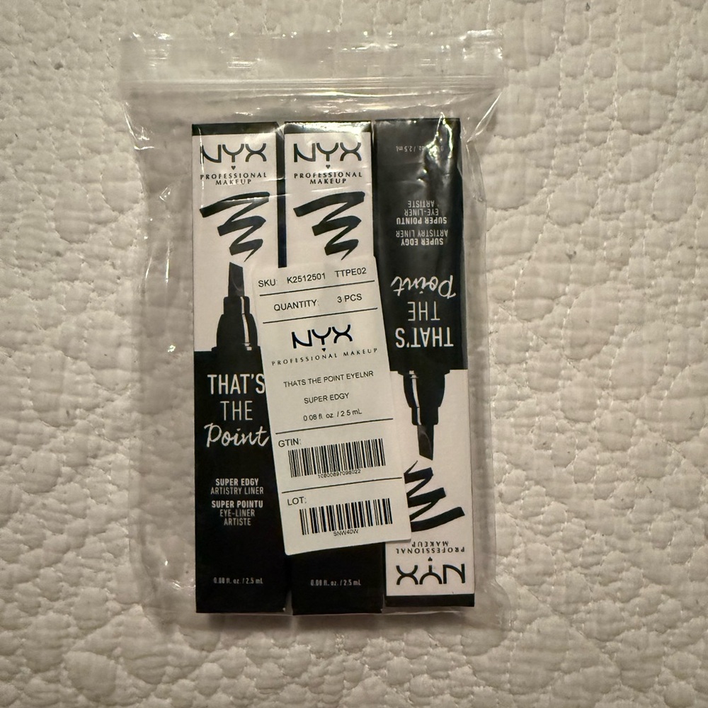 NYX Black Eyeliner Set - Super Edgy Precision